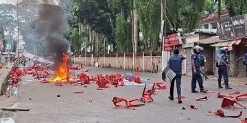 গোপালগঞ্জে সংঘর্ষের ঘটনায় ৪৭৫ জনের বিরুদ্ধে পুলিশের মামলা
