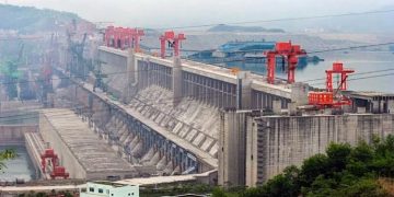 ব্রহ্মপুত্রের উজানে মেগা-ড্যাম নির্মাণ শুরু