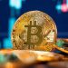 ইতিহাসের সর্বোচ্চ দামে বিটকয়েন