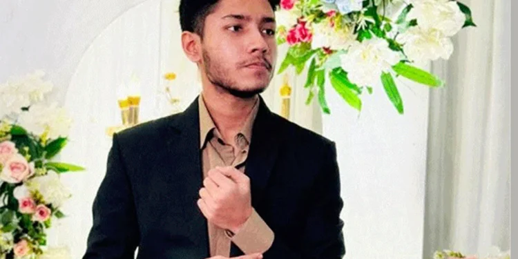 কক্সবাজার সৈকতে ভেসে এলো চবির আরেক শিক্ষার্থীর লাশ