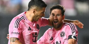 টানা ৫ ম্যাচে জোড়া গোল করলেন মেসি