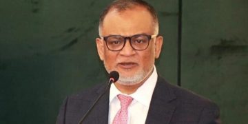 দেশের স্বার্থ ক্ষুণ্ণ করে কোনো কাজ করা হবে না বাণিজ্য উপদেষ্টা