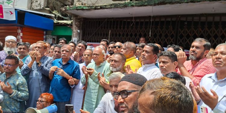 দুর্ভিক্ষ এলে জনগণ ছেড়ে দেবে না: রিজভী