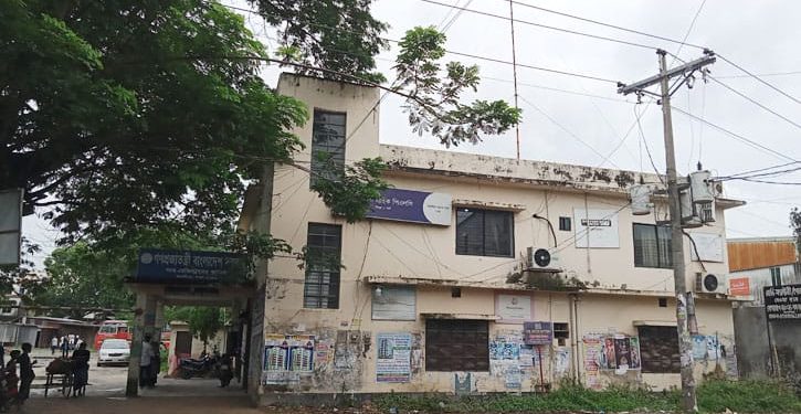 আশুলিয়ায় দলিল লেখকদের কর্মবিরতিতে ভোগান্তি