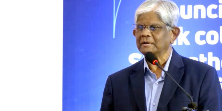 দাতা সংস্থাগুলোর পরামর্শ গ্রহণে ক্ষতি নেই: অর্থ উপদেষ্টা