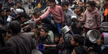 গাজায় চলতি মাসে শুধু অনাহারেই মৃত্যু ৪৮ জনের