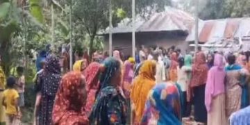 কুমিল্লায় একই পরিবারের ৩ জনকে পিটিয়ে হত্যা