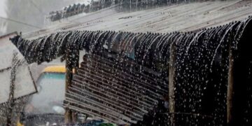 সারা দেশে আগামী ৪-৫ দিন ভারী বৃষ্টির আভাস