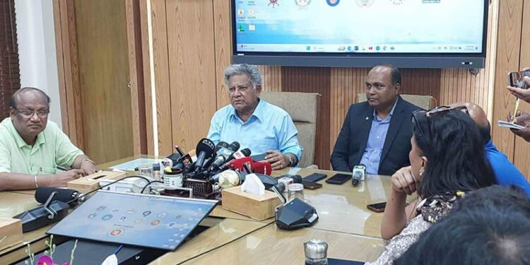 এ সরকার দেশের স্বার্থ বিক্রি করার জন্য আসেনি: নৌপরিবহন উপদেষ্টা