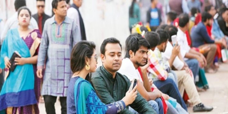 ১০ বছরে উচ্চশিক্ষিত বেকার বেড়েছে  ২৪ শতাংশ