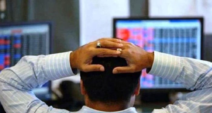 আবারও পতনের  মুখে পুঁজিবাজার