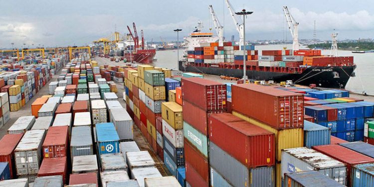 তেজস্ক্রিয় সন্দেহের কনটেইনার নিয়ে বিপাকে চট্টগ্রাম বন্দর