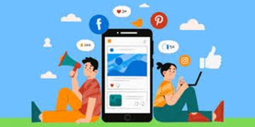 সামাজিক যোগাযোগমাধ্যম: সংযোগ না বিচ্ছিন্নতা?