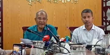 সারের দাম বাড়বে না, কৃষি উপদেষ্টা