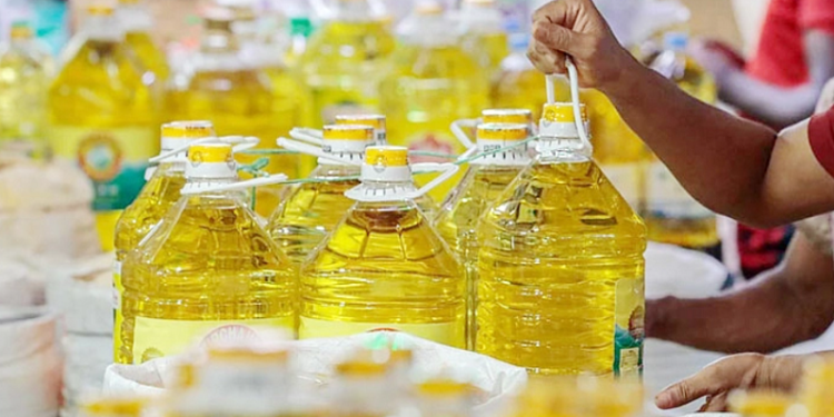 আবারও বাড়তে পারে সয়াবিন ও পাম তেলের দাম