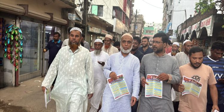 সিদ্ধিরগঞ্জে বিএনপির নেতা মুজাহিদ মল্লিকের গণসংযোগ