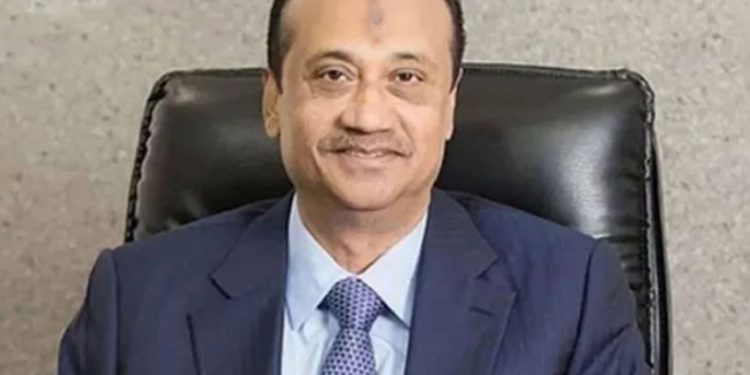 ইন্টারপোলের রেড নোটিশ জারির নির্দেশ এস আলমসহ ৩ জনের বিরুদ্ধে