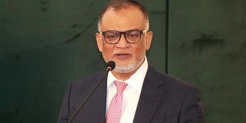 সরকার ভোজ্যতেলের দাম বাড়ায়নি: বাণিজ্য উপদেষ্টা