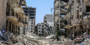 গাজায় ব্যাপক বোমাবর্ষণ ইসরায়েলের,  ট্রাম্পের আহ্বান উপেক্ষা