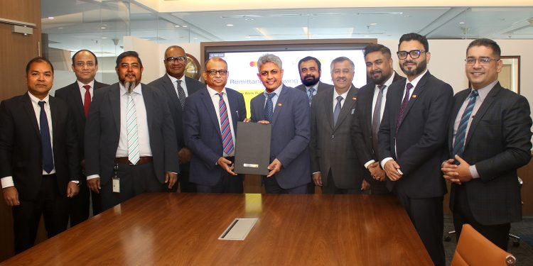 বাংলাদেশে রেমিট্যান্স আরো দ্রুত, নিরাপদ ও সহজ করতে ইস্টার্ন ব্যাংক-মাস্টারকার্ডের যৌথ উদ্যোগ