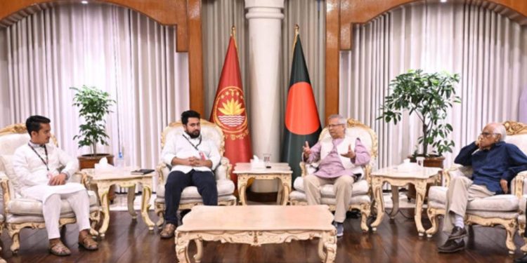 জুলাই সনদে সই করতে এনসিপিকে আহ্বান জানালেন প্রধান উপদেষ্টা