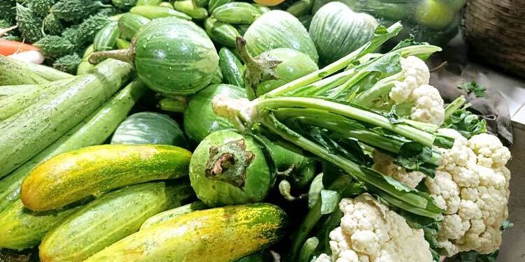 বাজারে স্বস্তি, শীতের সবজি ও ডিমের দাম কমেছে