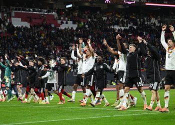 গোলের বন্যায় স্লোভাকিয়া প্লে-অফে, বিশ্বকাপে এগিয়ে গেল জার্মানি