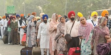 ভারতীয় শিখদের ভিসা দিচ্ছে পাকিস্তান