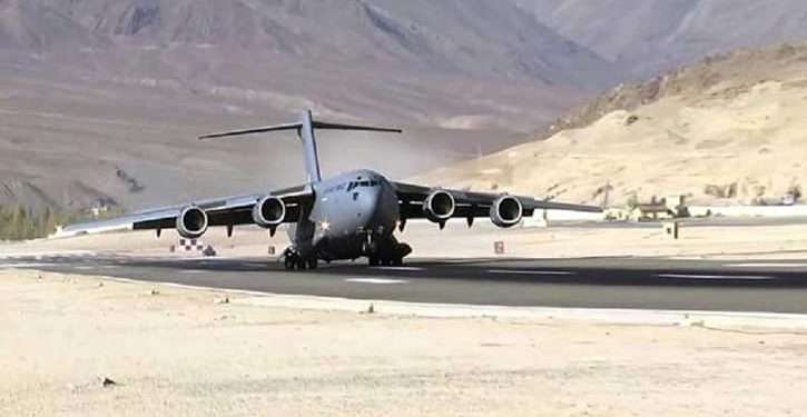 ভারত নতুন বিমানঘাঁটি স্থাপন করেছে চীন সীমান্তের পাশে