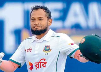 শততম ম্যাচে শতকের ফুল ফোটালেন মুশফিক