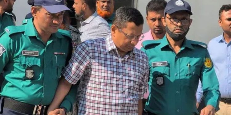 সাবেক আইজিপি মামুনের ৫ বছরের জেল