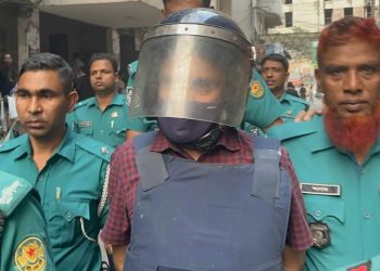 কারাগারে সেই ঢাবি অধ্যাপক