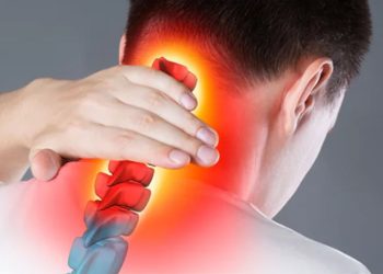 ঘাড় ব্যথার কারণ ও মুক্তির উপায়