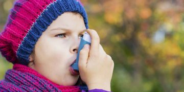 ঠান্ডায় বাড়ে হাঁপানি, ইনহেলার ব্যবহার জানেন না বহু রোগী