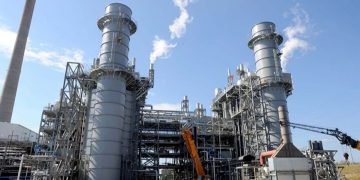 জ্বালানি ঘাটতিতে বন্ধ হচ্ছে বিদ্যুৎকেন্দ্র, ভরসা আমদানিতে