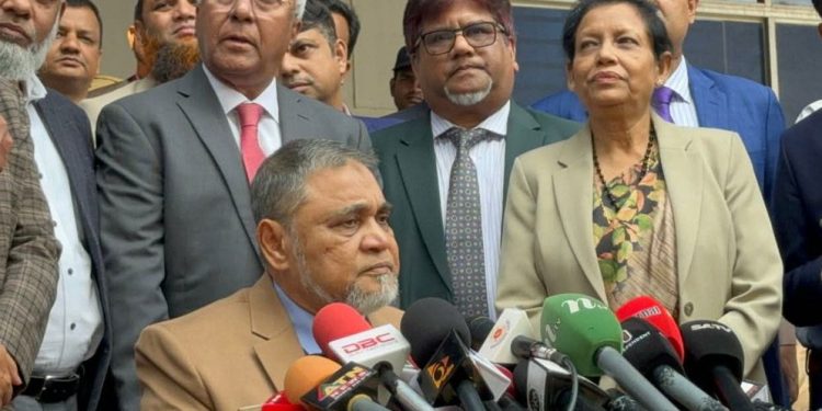 ভোটের দিন যত ঘনিয়ে আসবে মানুষের ভয় তত কেটে যাবে: সিইসি
