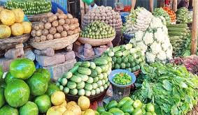 সবজির দাম কিছুটা কমলেও নিম্নবিত্তের নাগালের বাইরে