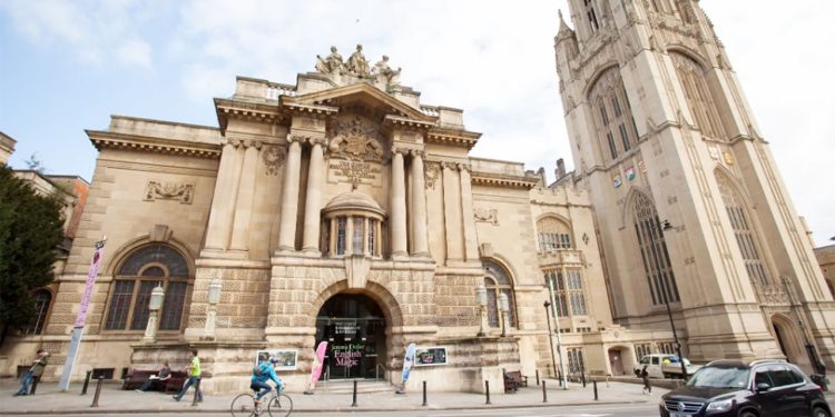 যুক্তরাজ্যে জাদুঘর থেকে ৬ শতাধিক শিল্পকর্ম চুরি