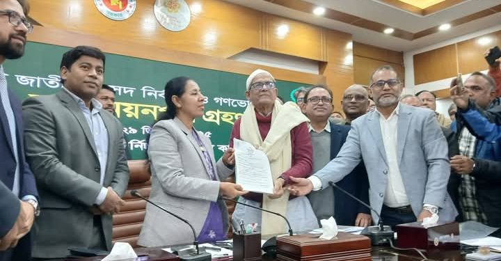 জনগনের ভালোবাসায় নির্বাচিত হলে উন্নয়নেই হবে মূল লক্ষ্য: ঠাকুরগাঁওয়ে মির্জা ফখরুল