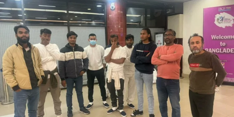 আরও ৩১ বাংলাদেশিকে ফেরত পাঠালো যুক্তরাষ্ট্র