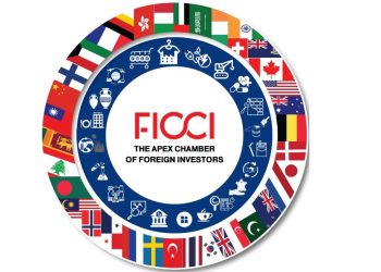 বিদেশি বিনিয়োগে উৎপাদিত স্মার্টফোন ব্যবসা প্রতিষ্ঠানে হামলার নিন্দা