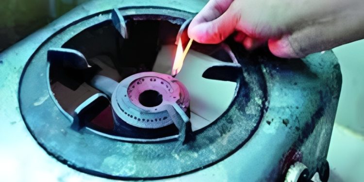 ভালভ ফেটে লিকেজ, গ্যাস নিয়ে সংকটের মধ্যে নতুন করে স্বল্পচাপ রাজধানীতে