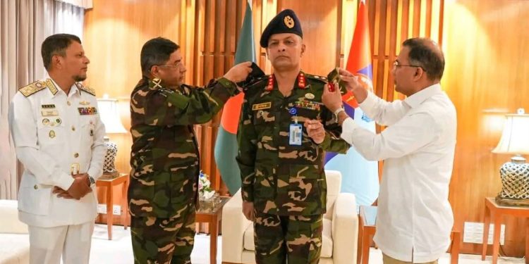 নতুন পিএসও হিসেবে দায়িত্বভার গ্রহণ করেছেন লেফটেন্যান্ট জেনারেল মীর মুশফিকুর রহমান