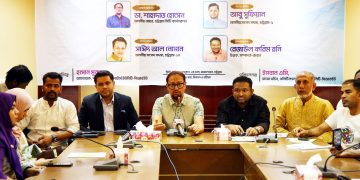 আ.লীগের ধ্বংসে ধারা থেকে উত্তরণই এখন চ্যালেঞ্জ