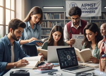 ছোট কোর্সই কি আমাদের উচ্চশিক্ষার ভবিষ্যৎ বাঁচাবে?