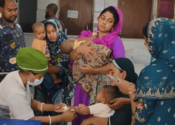 হামের প্রাদুর্ভাব মোকাবিলায় ১৮ জেলার ৩০ উপজেলায় বিশেষ টিকাদান শুরু