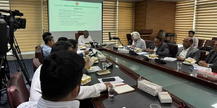 জ্বালানি সংকটে পোশাক খাতে শঙ্কা, বিদেশি অর্ডার যাচ্ছে অন্য দেশে: বিসিআই সভাপতি