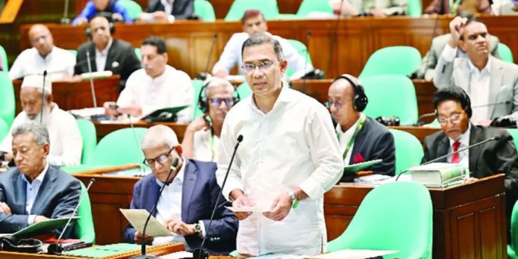 এই চেয়ারে বসলে মনে হয় আগুনের তপ্ত হিট আসছে