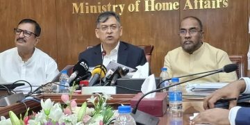 পর্যায়ক্রমে মাঠ থেকে সশস্ত্র বাহিনী প্রত্যাহার করা হবে : স্বরাষ্ট্রমন্ত্রী